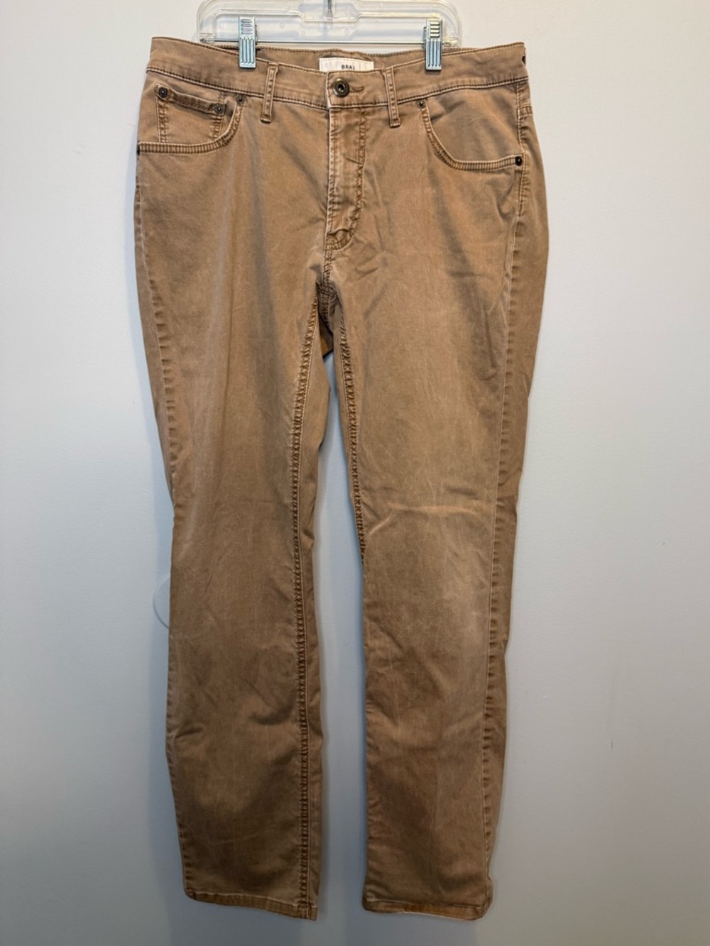 BRAX Chuck Modern Fit Men's Slim Straight Leg Pants Brown 32x30